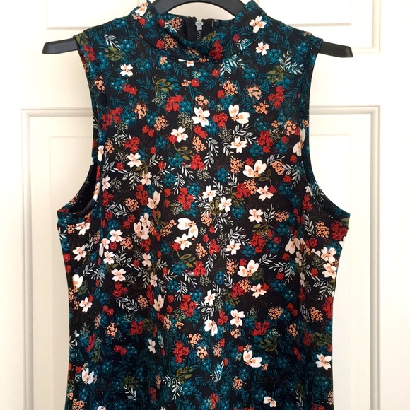 BCBGeneration Women’s Dress Black Floral Colorful Sleeveless Back zipper NWT - Picture 3 of 10